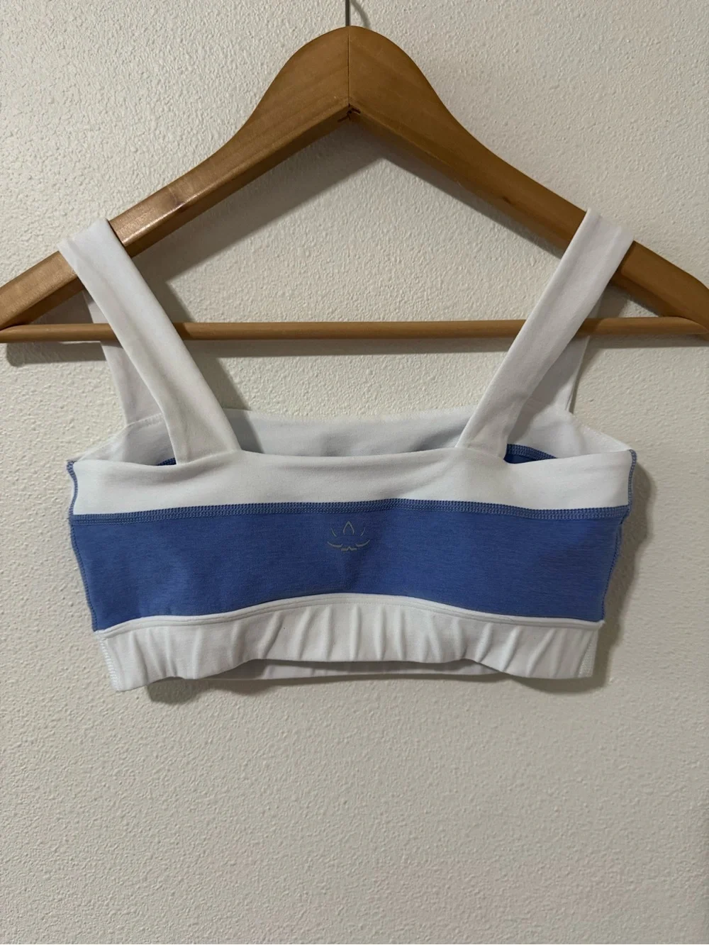 Beyond Yoga Spacedye Horizon Colorblock Bra Periwinkle White Workout Gym-Small